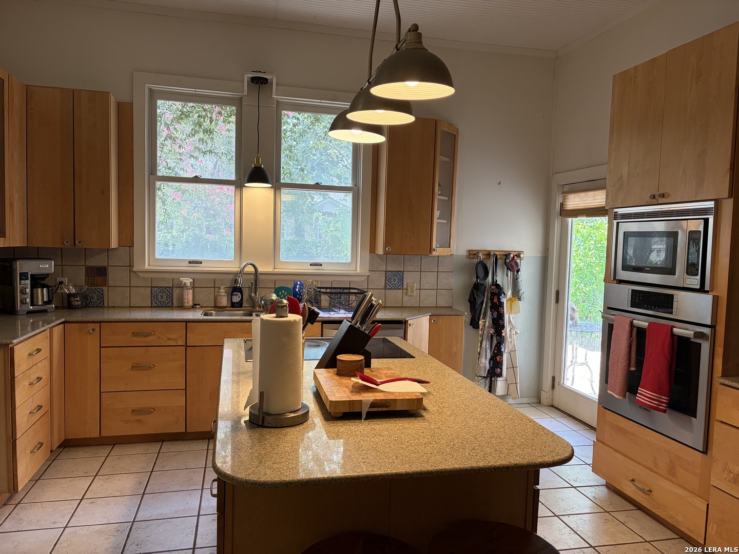 815 N Getty Uvalde TX 78801