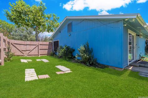 9606 Sugarloaf Drive San Antonio TX 78245