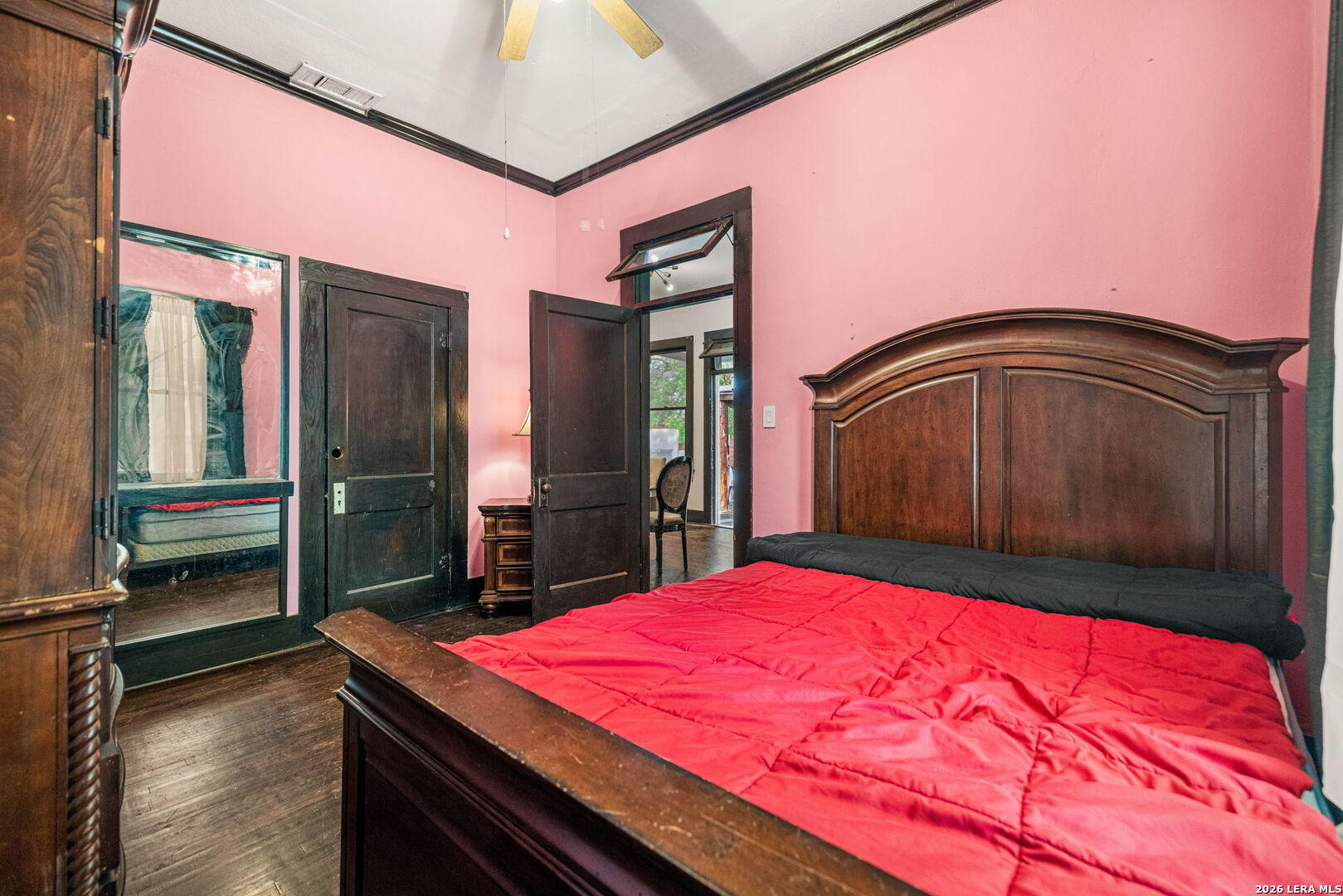1211 Guadalupe San Antonio TX 78207