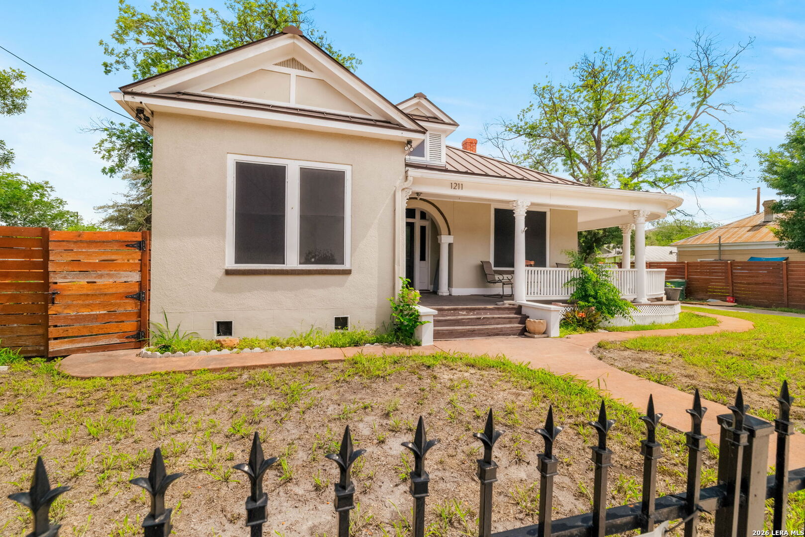 1211 Guadalupe San Antonio TX 78207