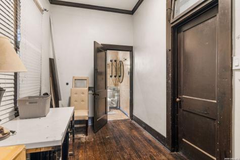 1211 Guadalupe San Antonio TX 78207