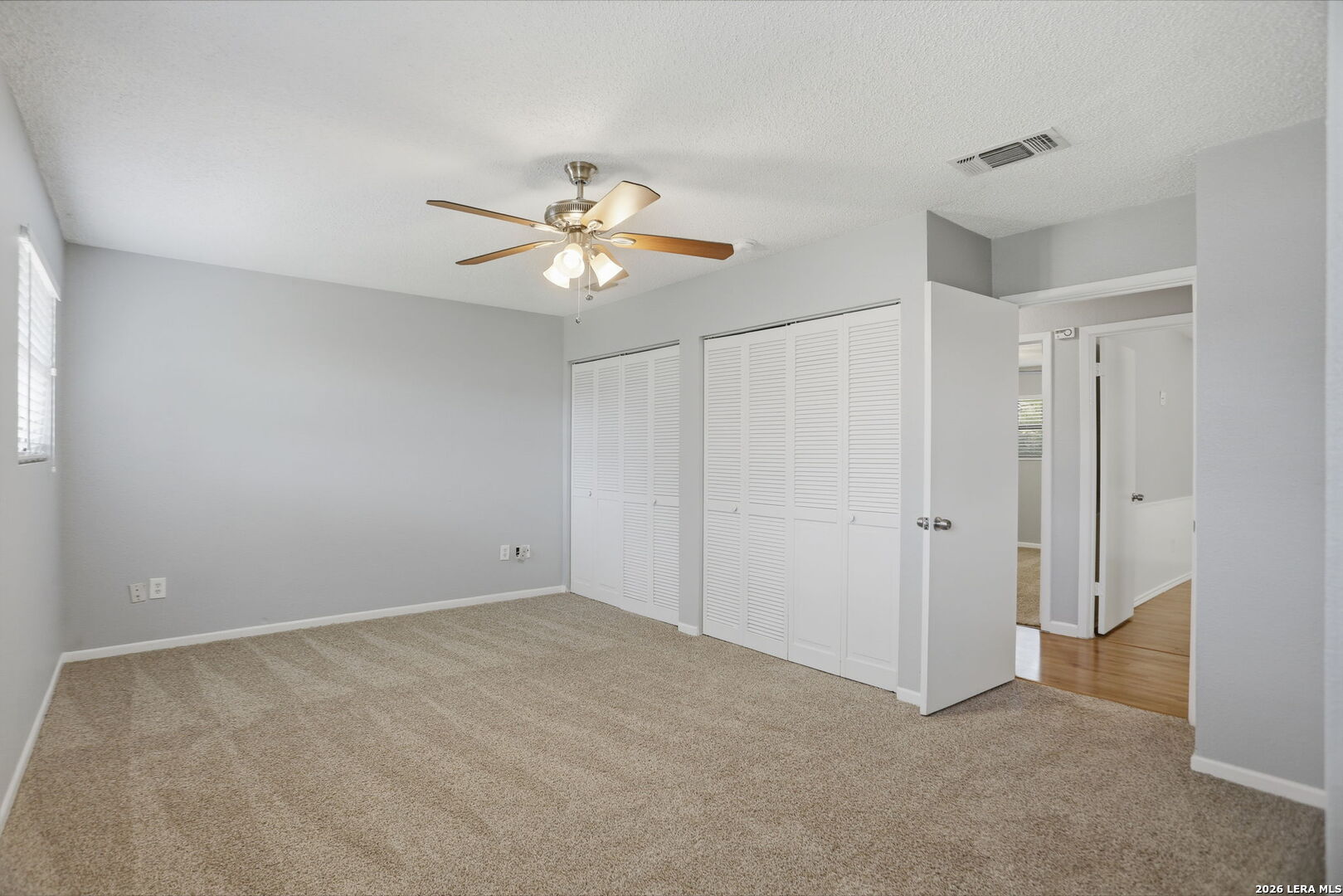303 Castle Court Converse TX 78109