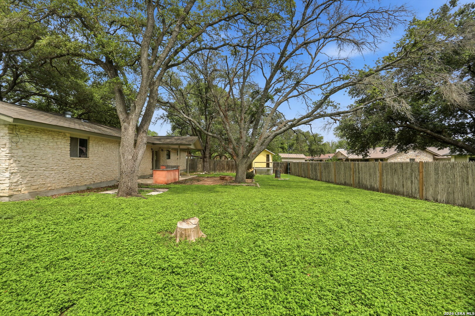 303 Castle Court Converse TX 78109