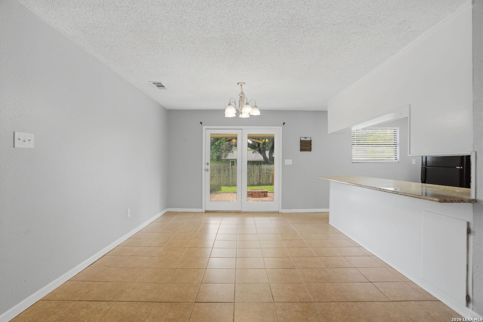303 Castle Court Converse TX 78109