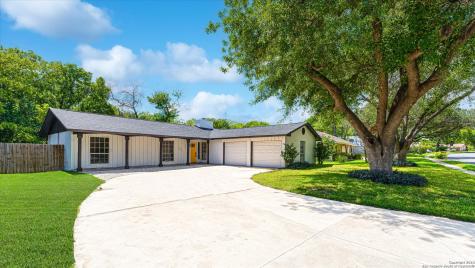 13007 El Sendero Street San Antonio TX 78233