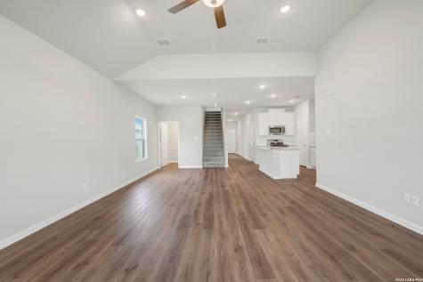 6248 Persimmon Lake San Antonio TX 78245