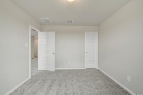 6248 Persimmon Lake San Antonio TX 78245