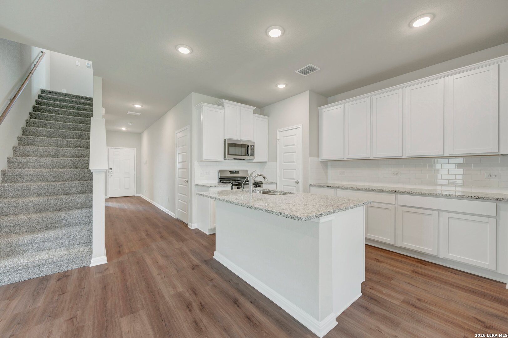 6248 Persimmon Lake San Antonio TX 78245