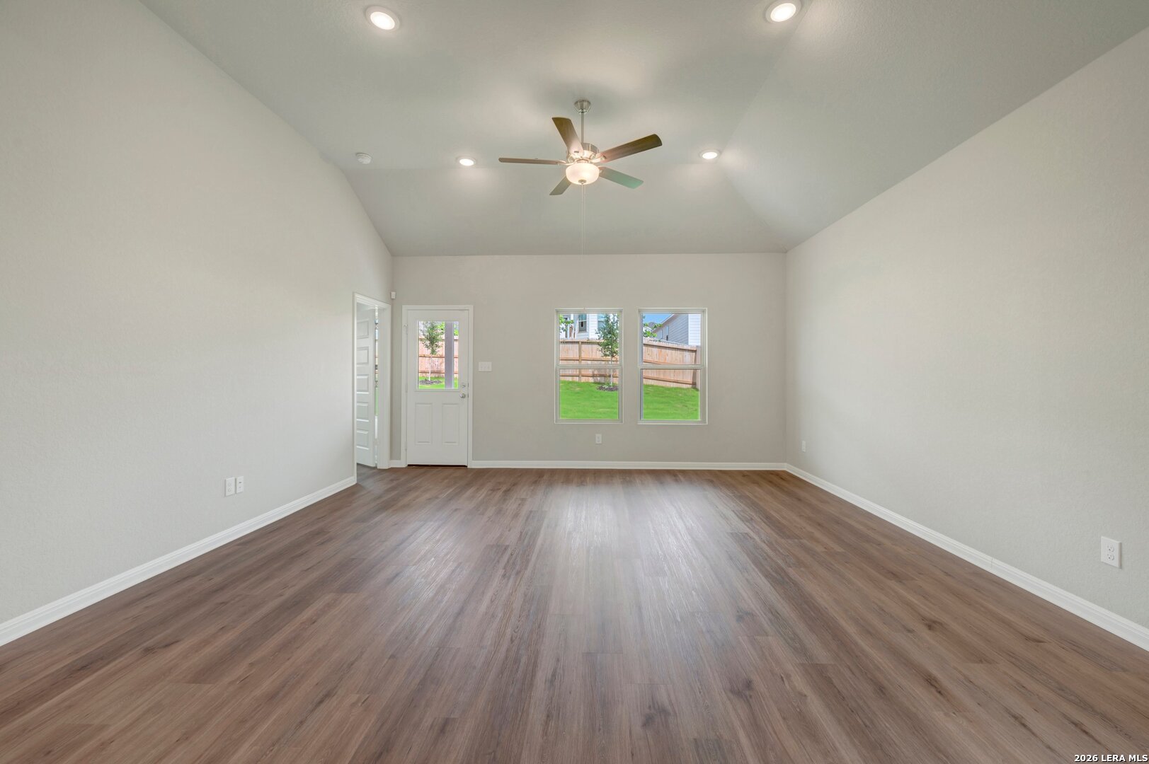 6248 Persimmon Lake San Antonio TX 78245