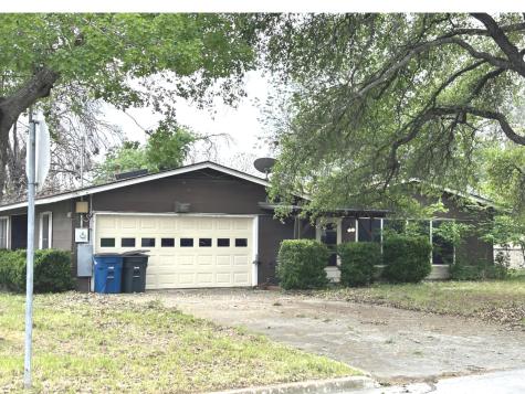 1428 Fern Avenue New Braunfels TX 78130