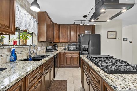 1497 Pebble Beach Road Lakehills TX 78063