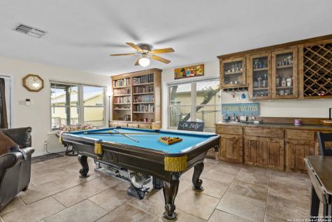 1497 Pebble Beach Road Lakehills TX 78063