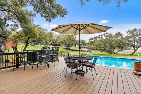 1497 Pebble Beach Road Lakehills TX 78063