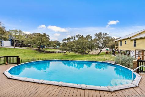 1497 Pebble Beach Road Lakehills TX 78063