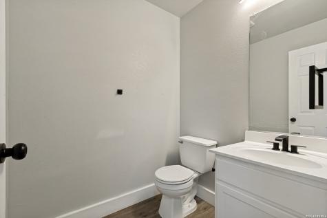 8034 Shumard Oak Drive San Antonio TX 78223