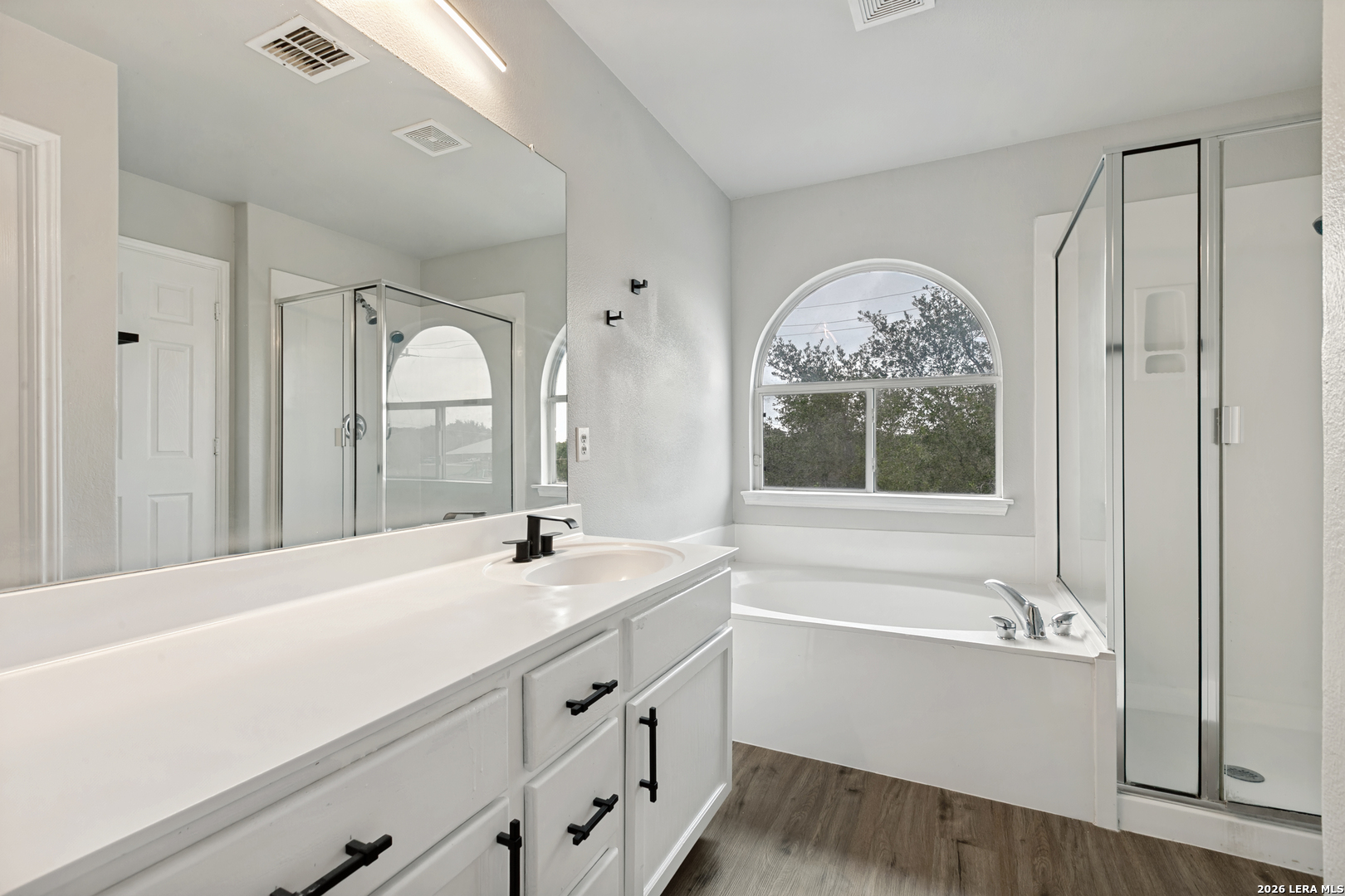 8034 Shumard Oak Drive San Antonio TX 78223