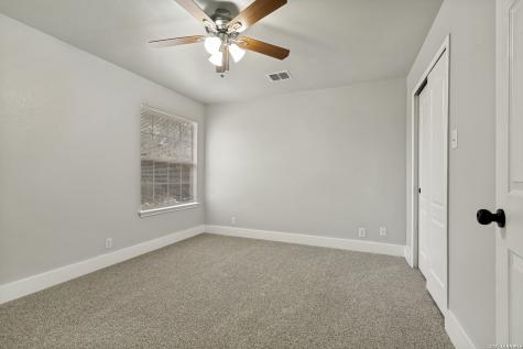 8034 Shumard Oak Drive San Antonio TX 78223