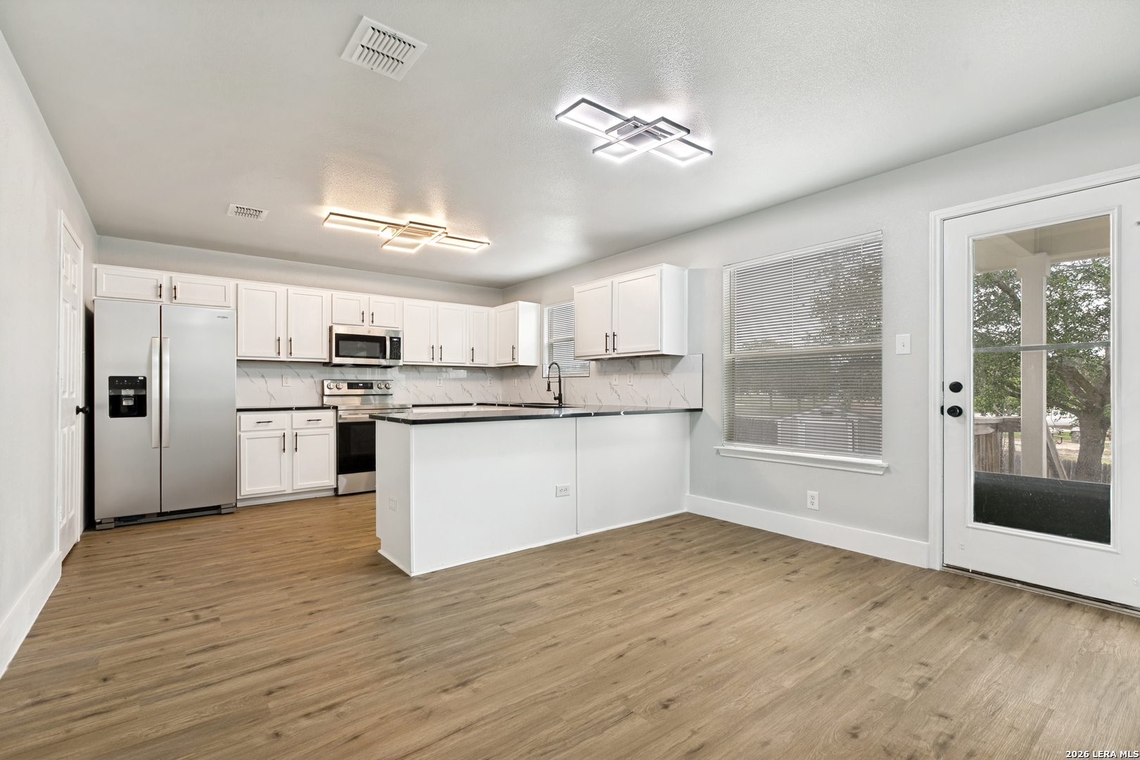 8034 Shumard Oak Drive San Antonio TX 78223