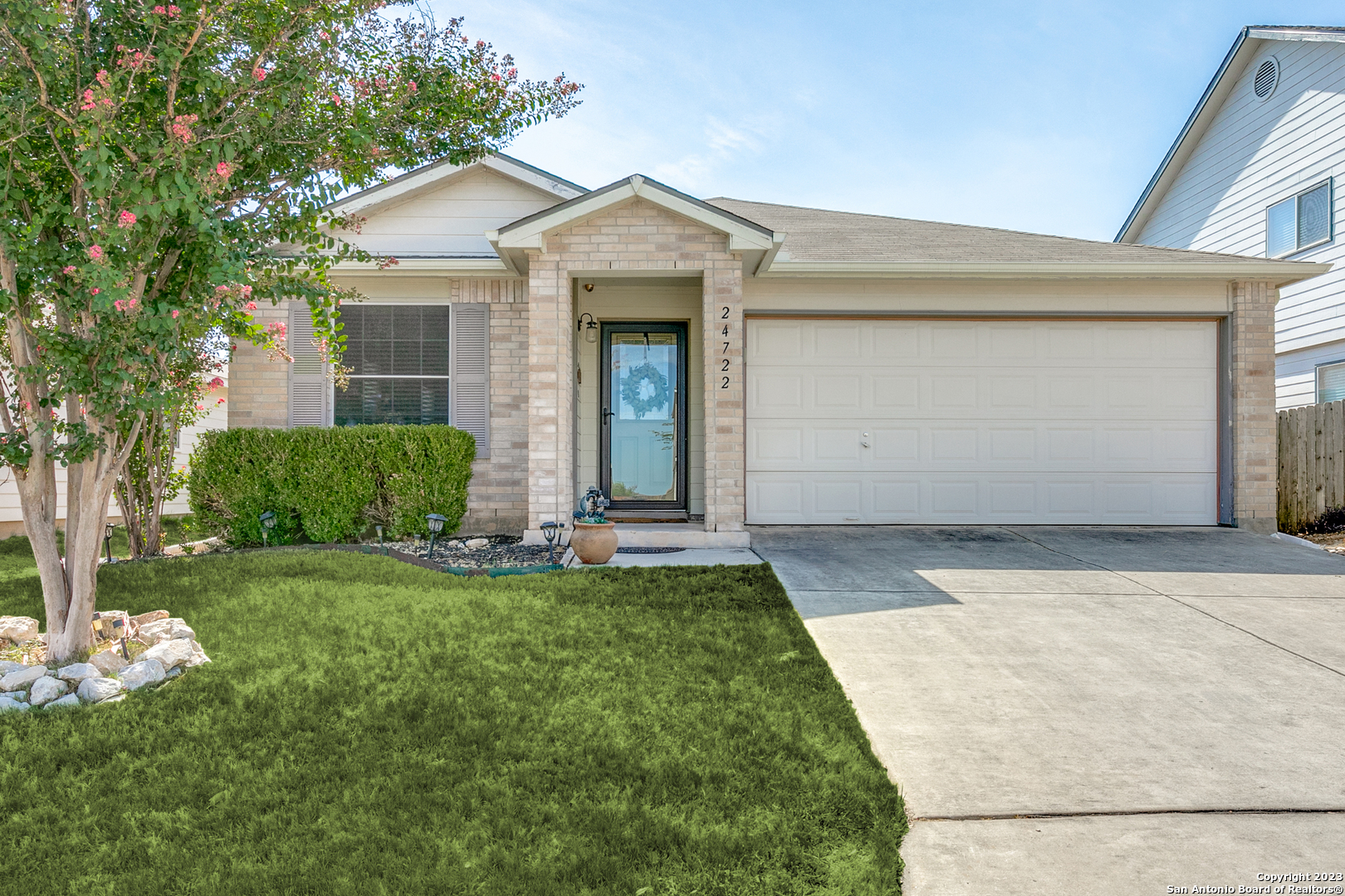 24722 Magnolia Falls San Antonio TX 78261