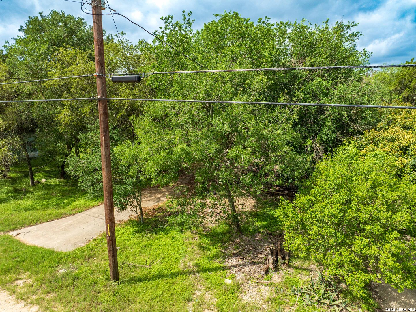 702 Northeast Bandera TX 78003