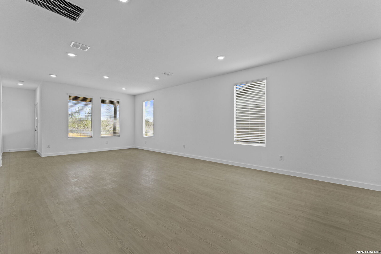 6525 Titan Park Converse TX 78109