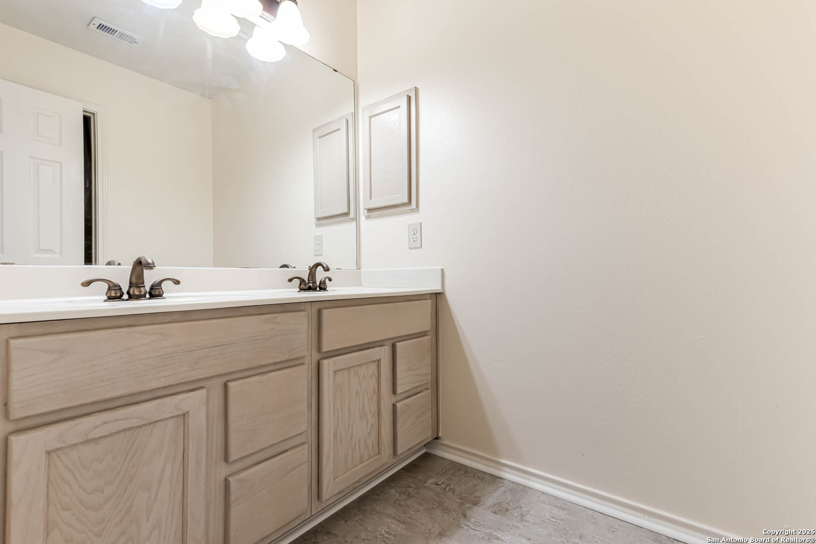 3623 Horsemint San Antonio TX 78247