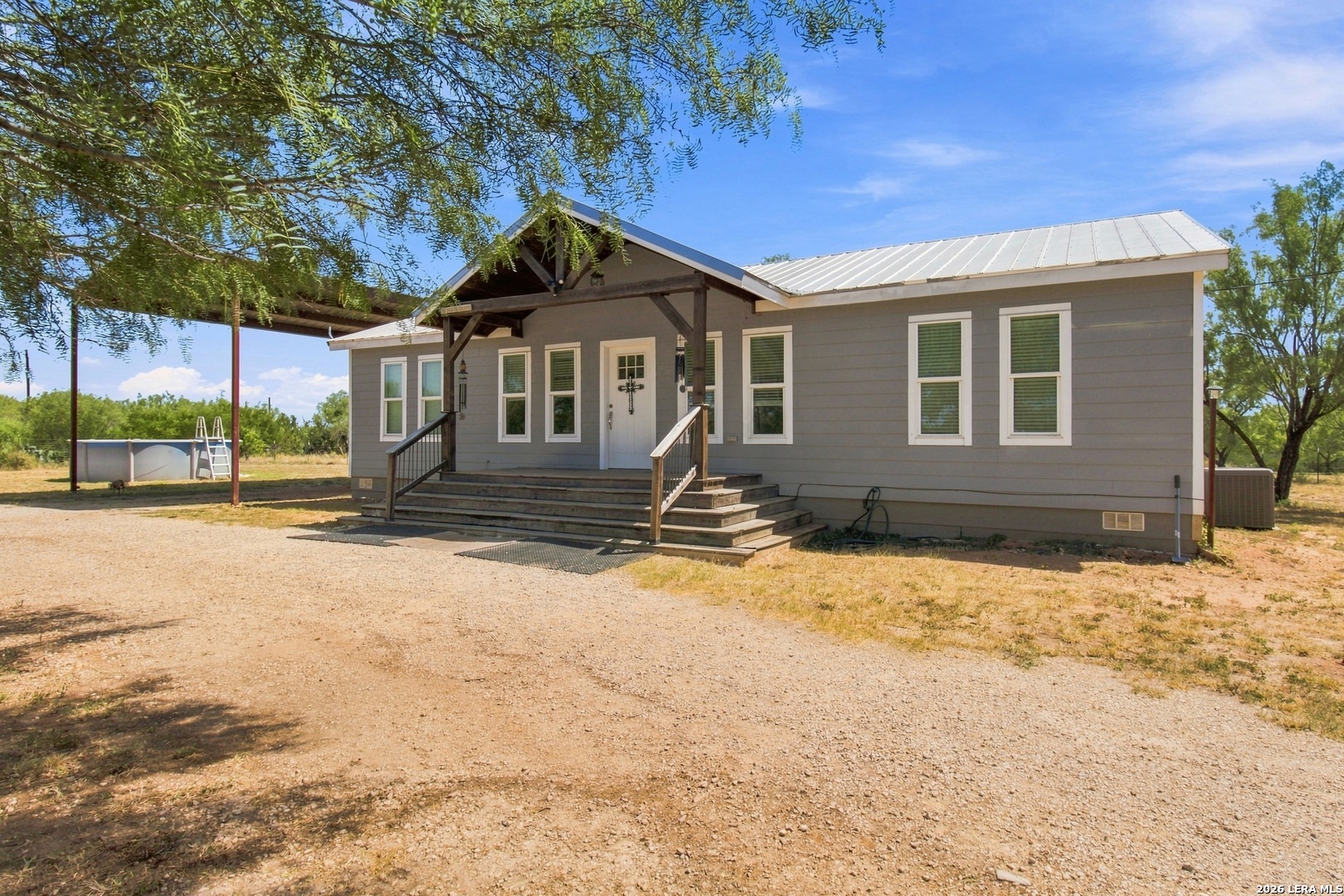 159 County Road 641 Hondo TX 78861