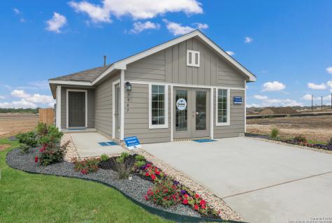 4451 Zoe Pass San Antonio TX 78222