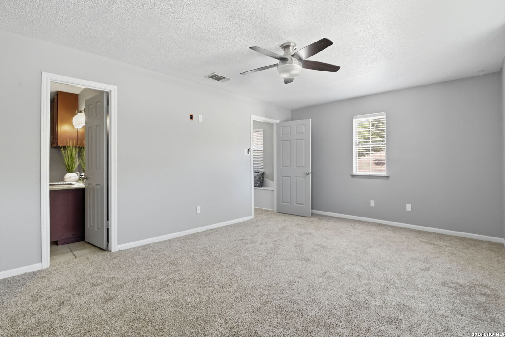 16406 Rough Oak San Antonio TX 78232
