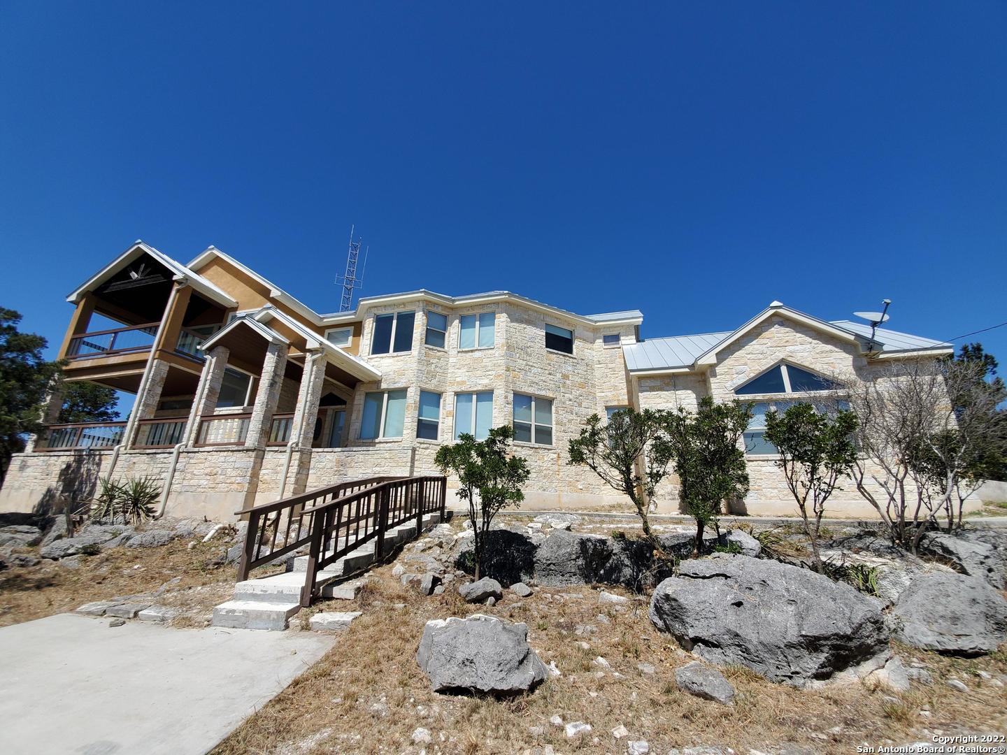 11507 Mountain Climb Helotes TX 78023