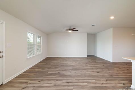 262 Shelton Cibolo TX 78108