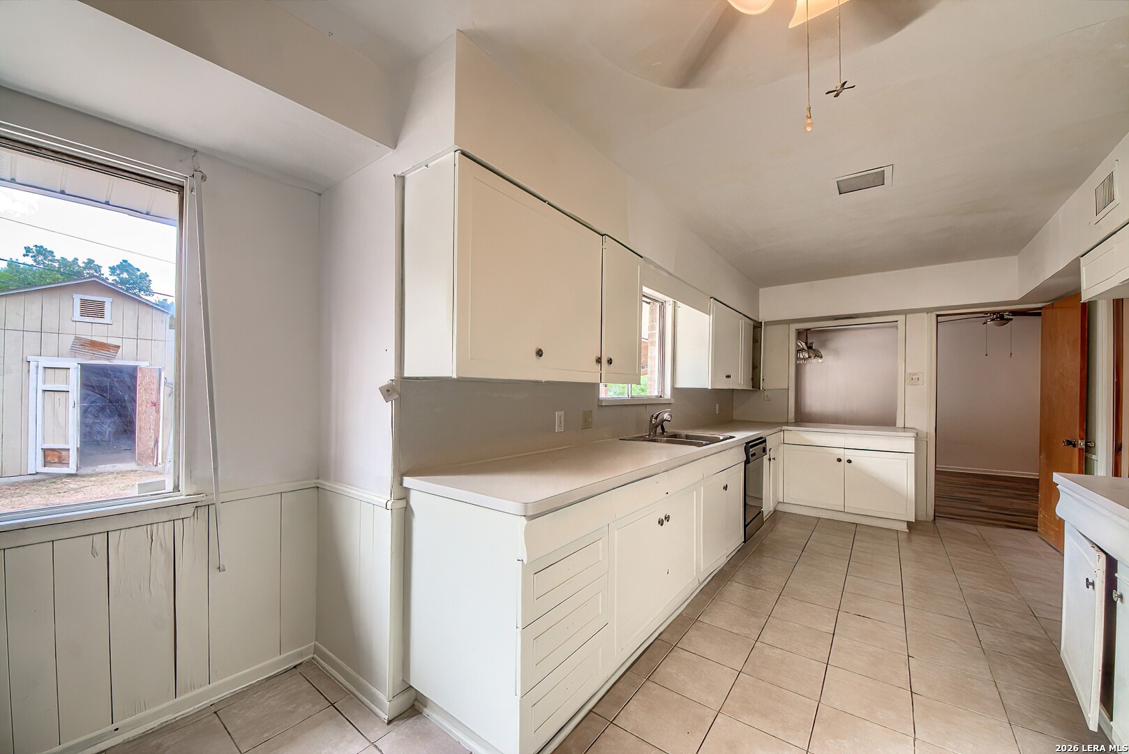 111 Shadywood Lane San Antonio TX 78216