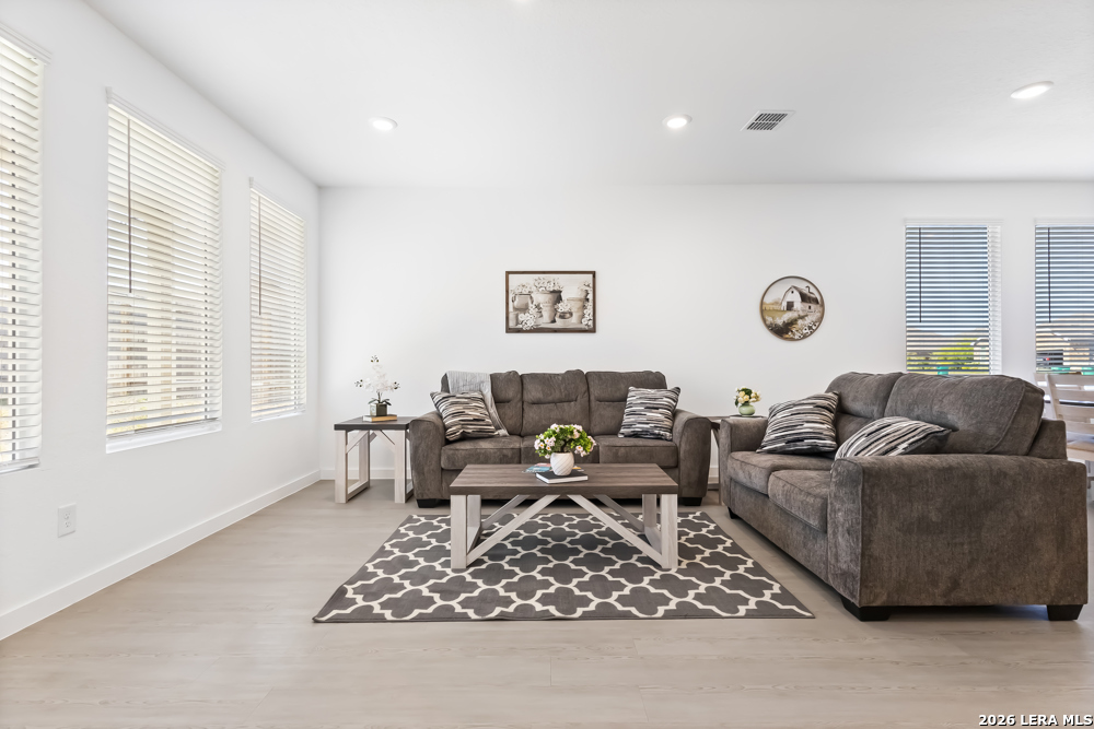 6638 Titan Park Converse TX 78109