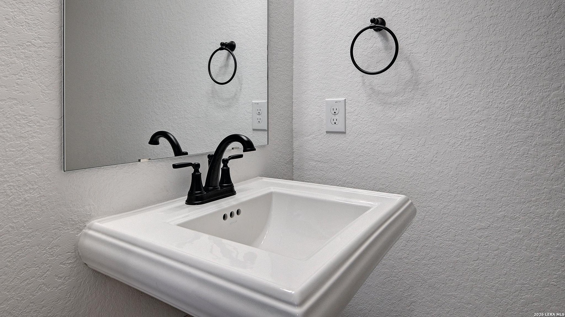 504 Pony Bend Boerne TX 78006