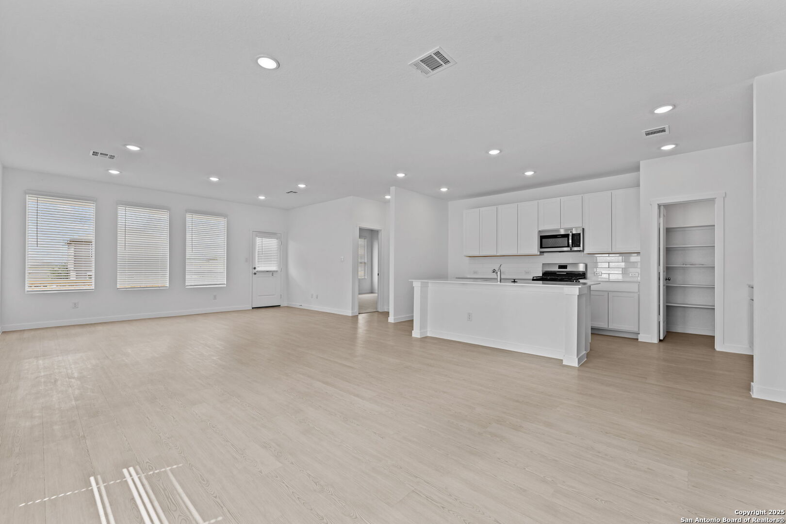 716 Horsetail Lane New Braunfels TX 78132