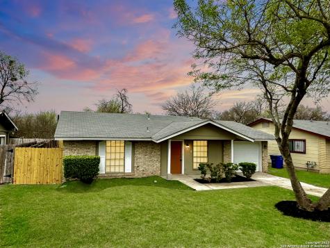 6010 Castle Hunt San Antonio TX 78218