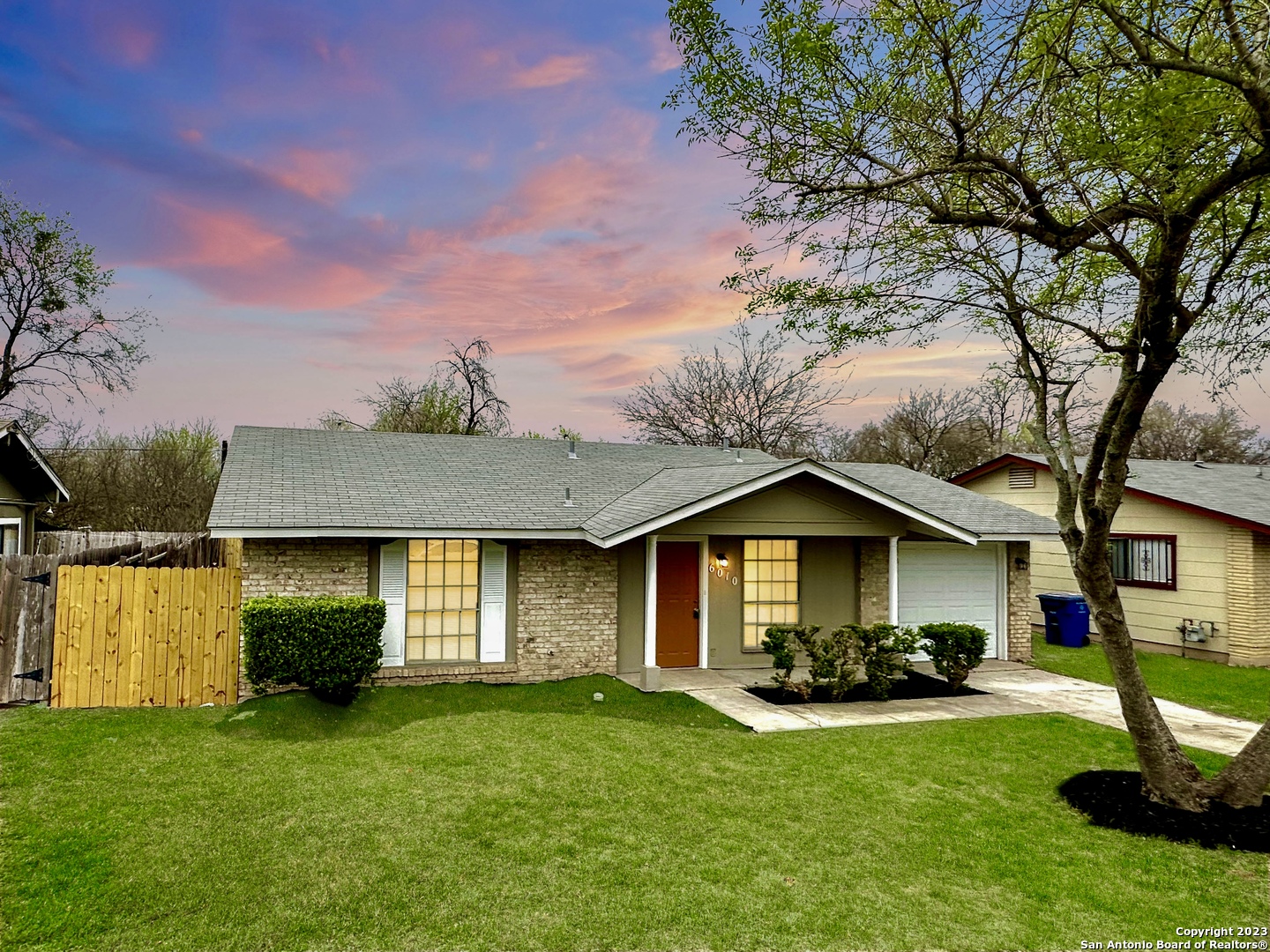 6010 Castle Hunt San Antonio TX 78218