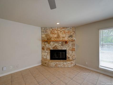 8303 Meadow Fire San Antonio TX 78251