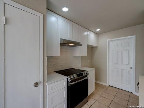 8303 Meadow Fire San Antonio TX 78251