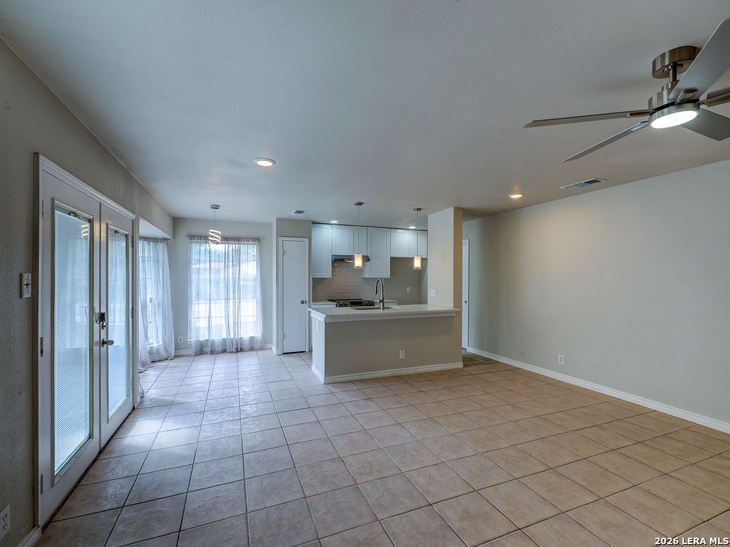 8303 Meadow Fire San Antonio TX 78251
