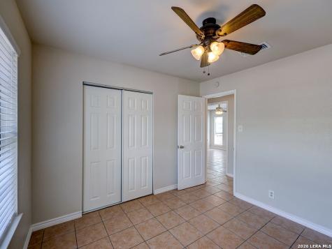 8303 Meadow Fire San Antonio TX 78251