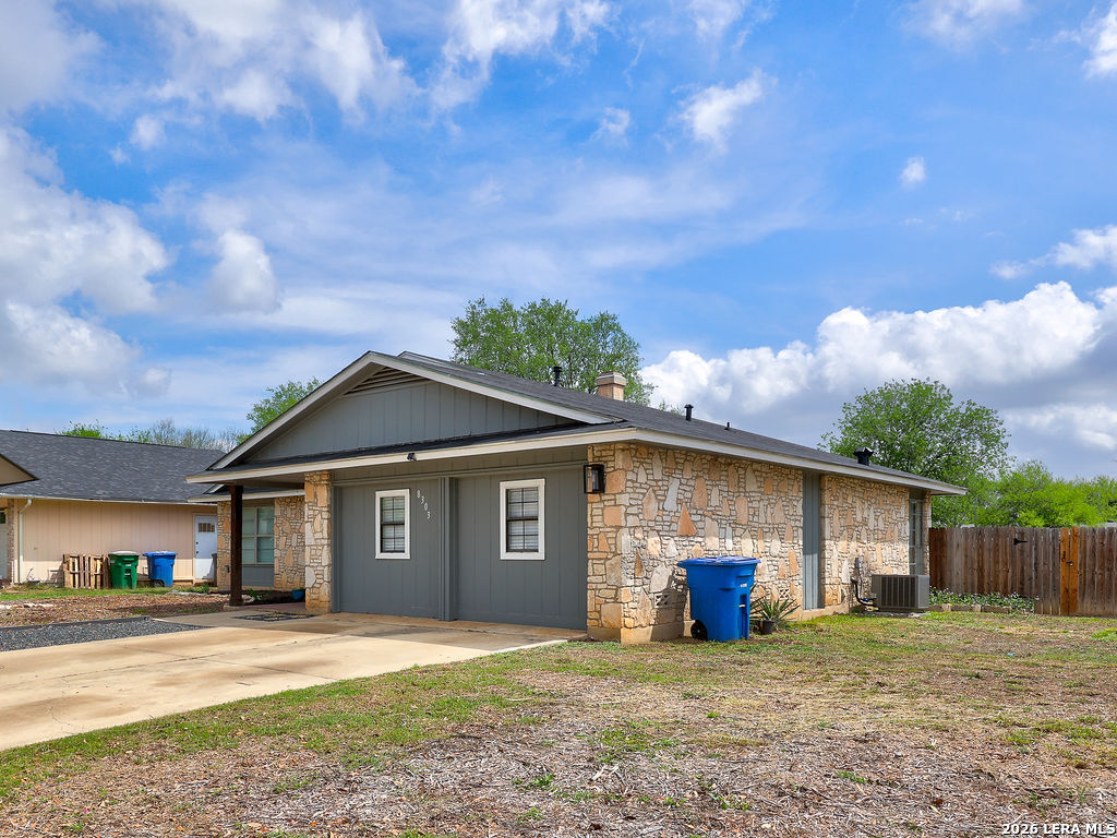 8303 Meadow Fire San Antonio TX 78251