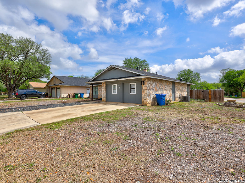 8303 Meadow Fire San Antonio TX 78251