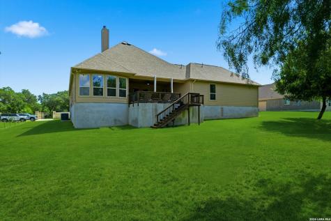 333 Cascade Trail Castroville TX 78009