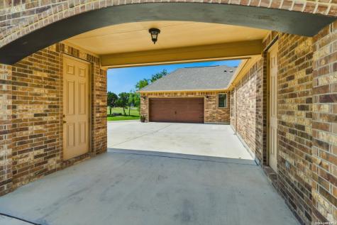 333 Cascade Trail Castroville TX 78009