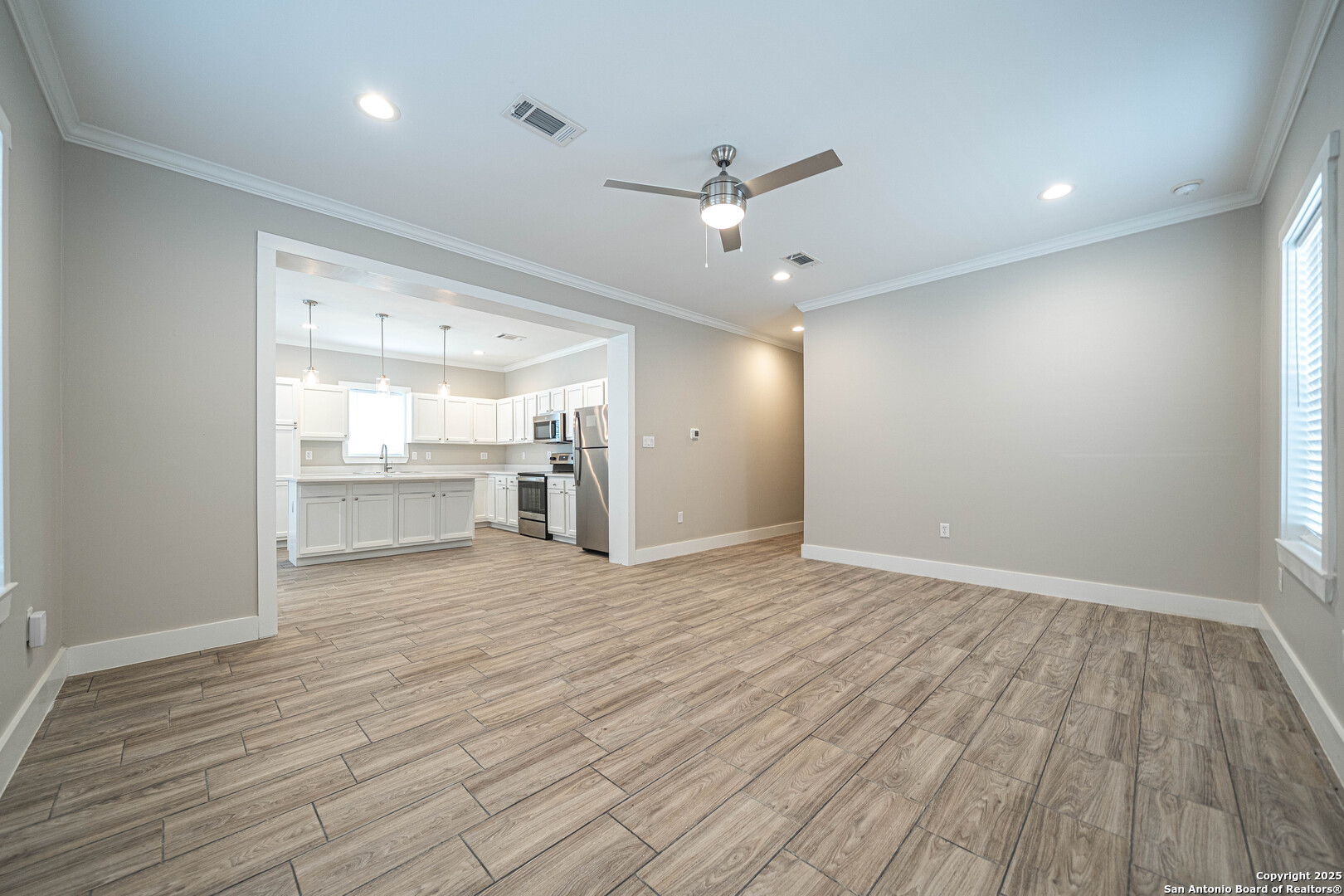 1418 Burleson San Antonio TX 78202