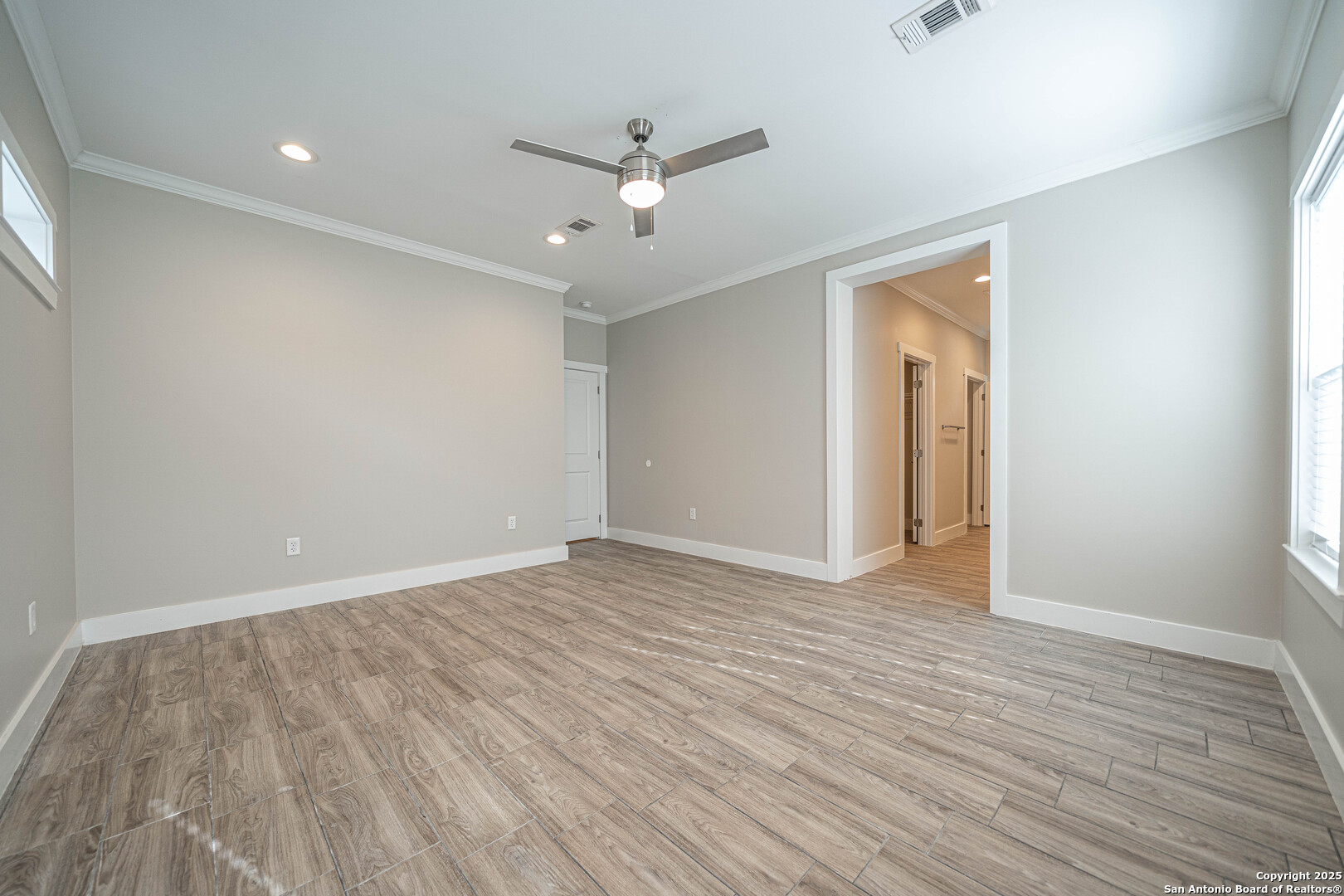 1418 Burleson San Antonio TX 78202
