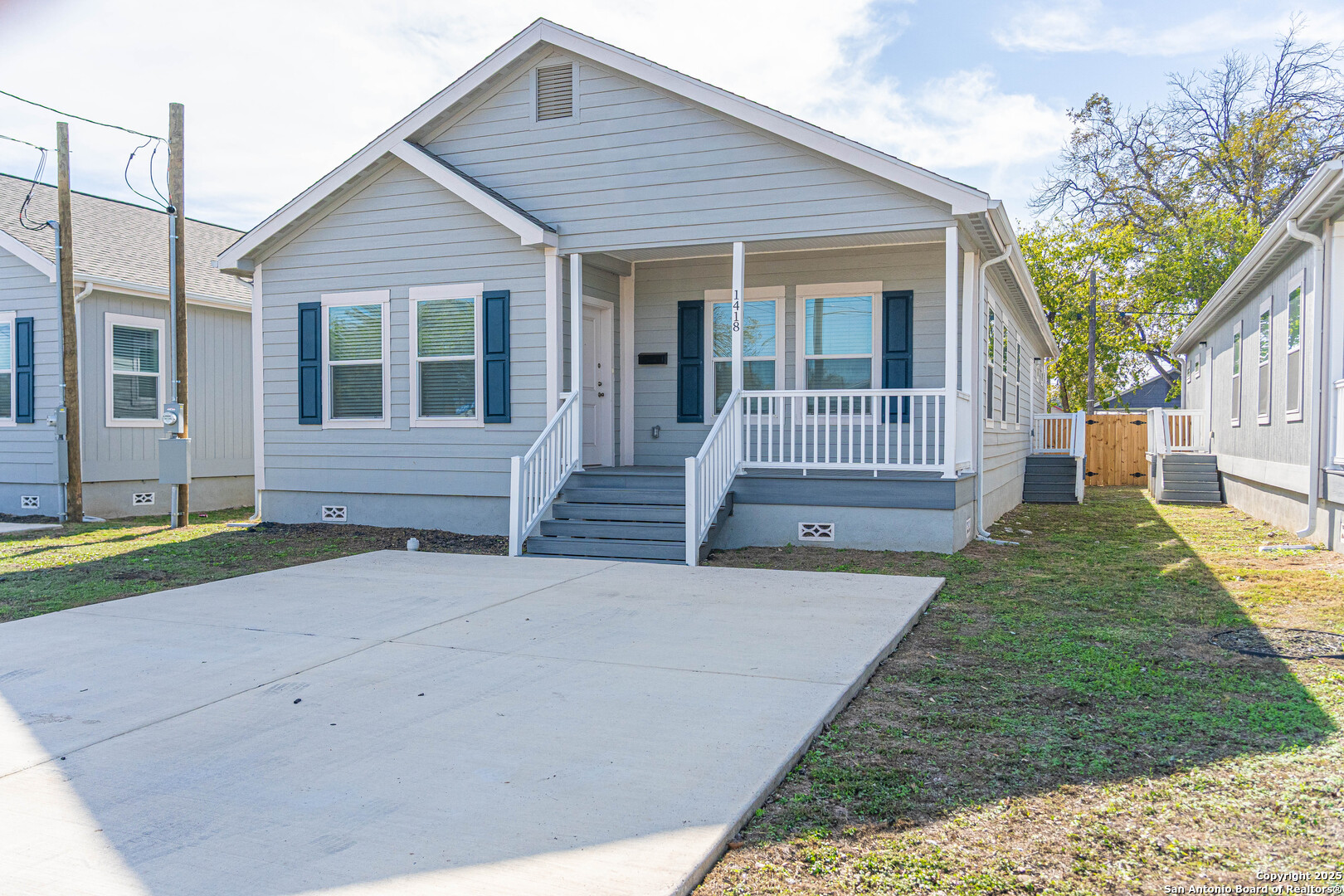 1418 Burleson San Antonio TX 78202