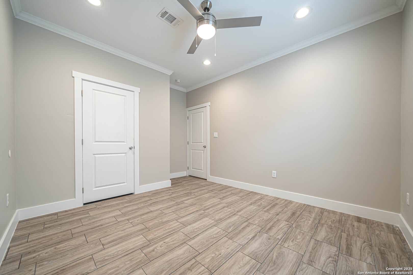 1418 Burleson San Antonio TX 78202