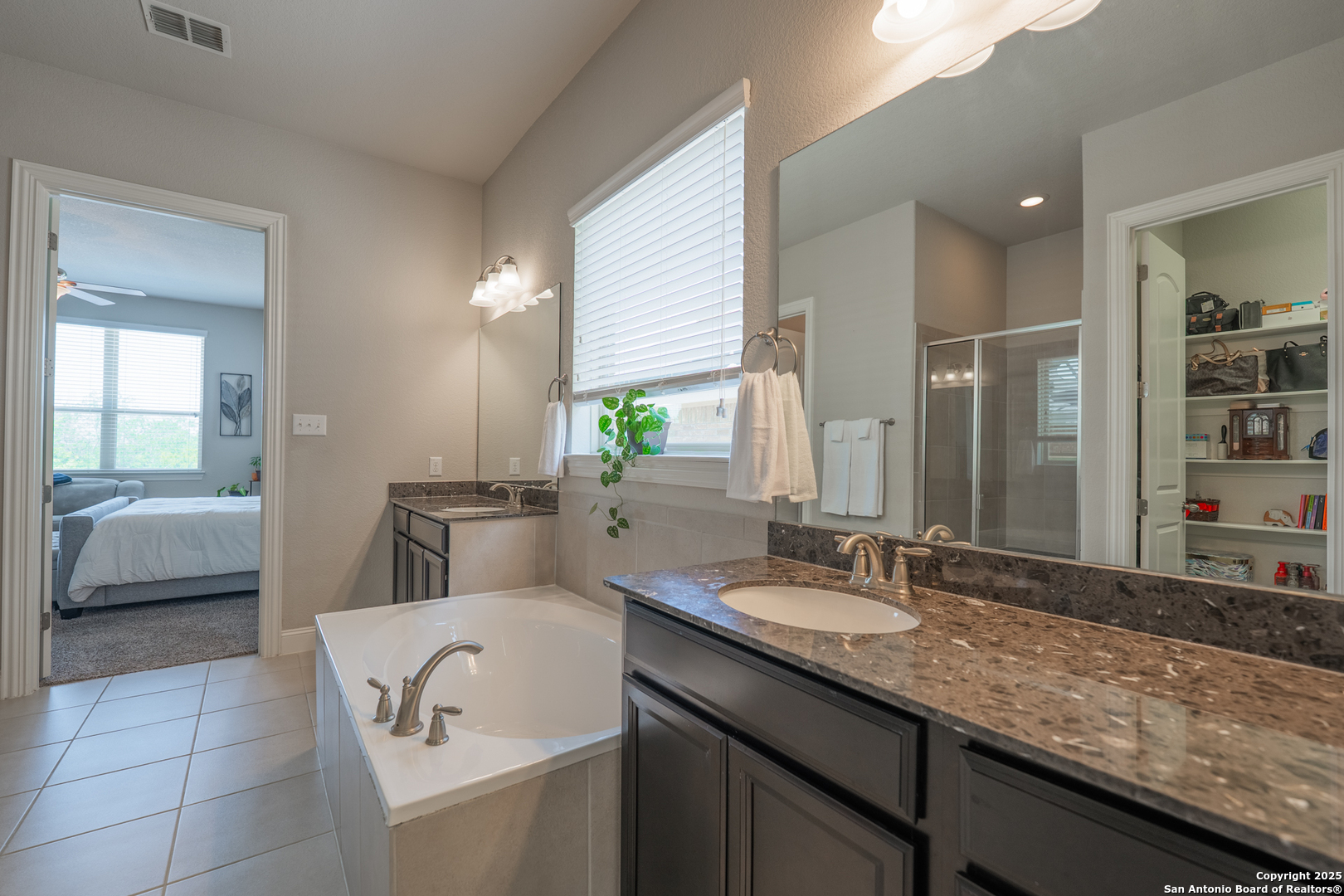 5315 Saffron Rose San Antonio TX 78253